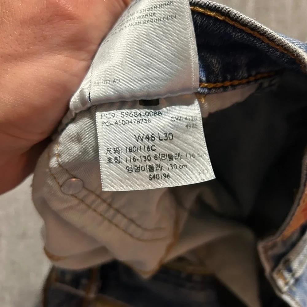 Levi's 502 Taper Jeans Mens 44x28 Blue Medium Wash Stretch Denim Tapered Leg